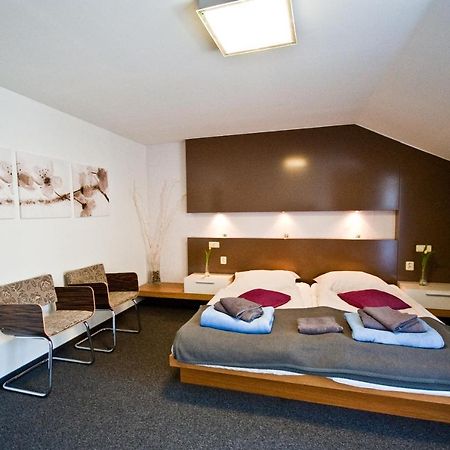 Penzion Cerny Havran Šumperk Extérieur photo