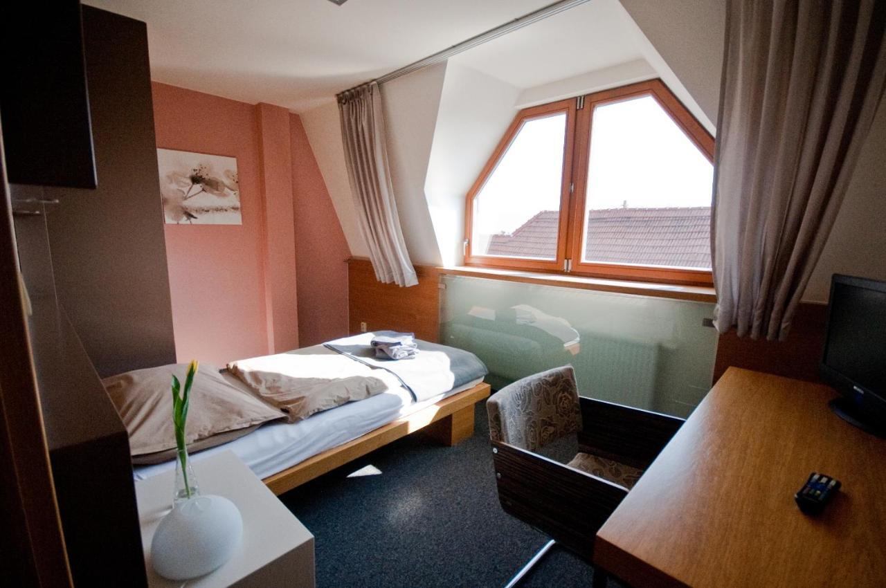 Penzion Cerny Havran Šumperk Extérieur photo